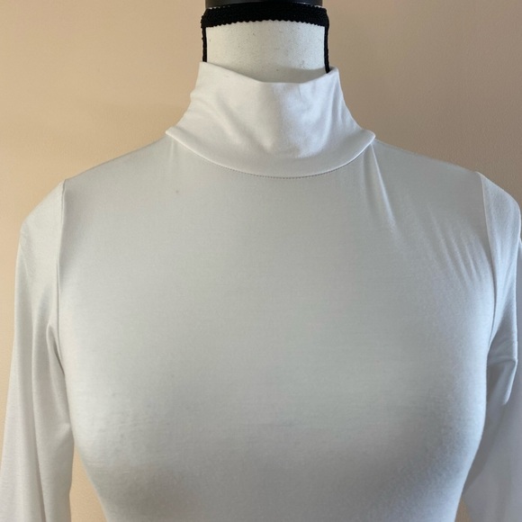 Mangopop Mock Neck Bodysuit NWT - Picture 3 of 11